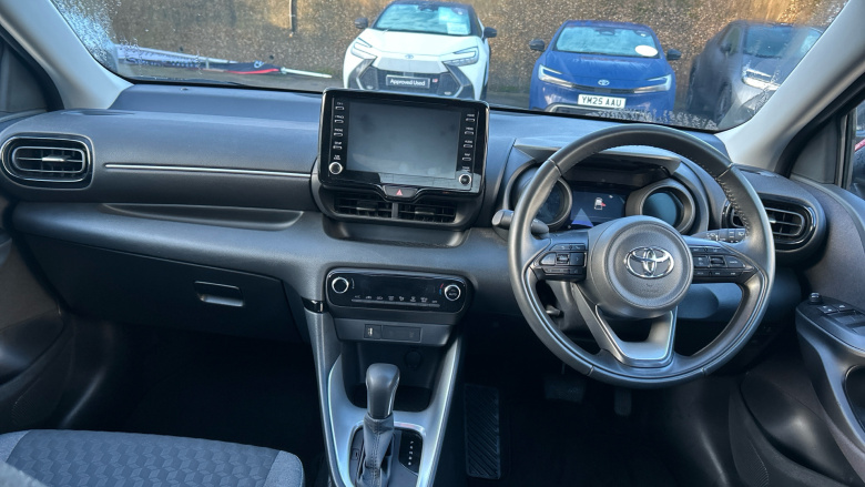 Toyota Yaris 1.5 Hybrid Design 5dr CVT Hybrid Hatchback